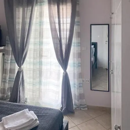 Near The Beach Flat With Verandas & Seaview Apartment
