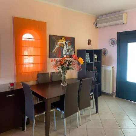 Near The Beach Flat With Verandas & Seaview Apartment